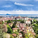 Corte Di Borgo Canale - Patio * Bergamo