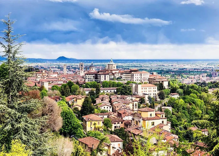 Corte Di Borgo Canale - Patio * Bergamo